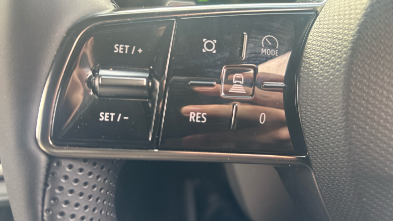 Renault 4 110kW Iconic+ 52kWh Comfort range 5dr Auto Electric Estate